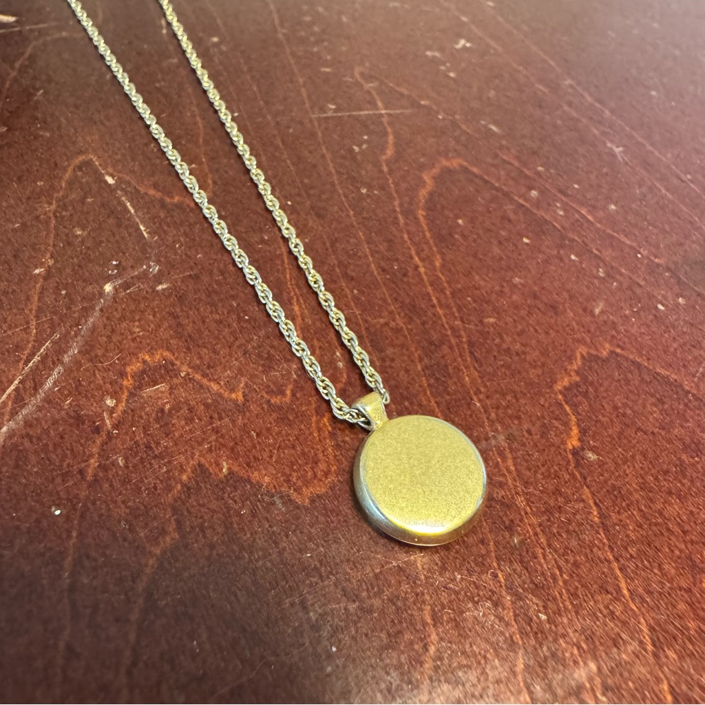 Gold Pendant Necklace